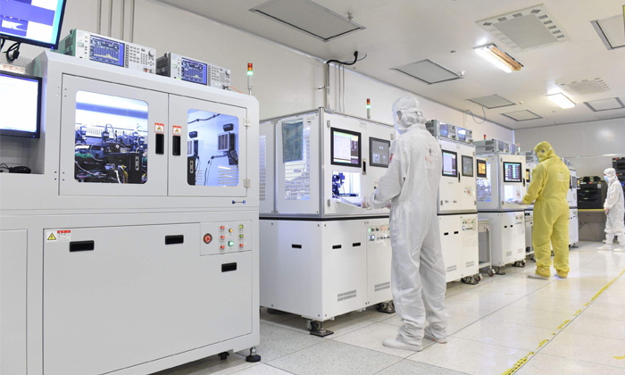 芯片無塵車間的圖片 芯片無塵車間的圖片