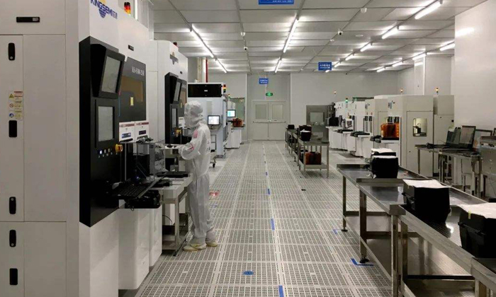 電子無(wú)塵車(chē)間的圖片 電子無(wú)塵車(chē)間的圖片