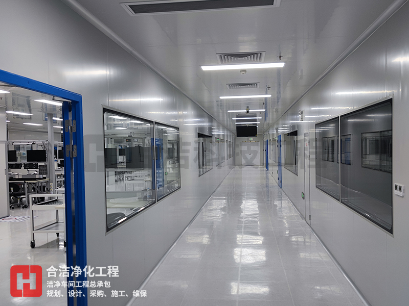 SMT無塵車間的圖片